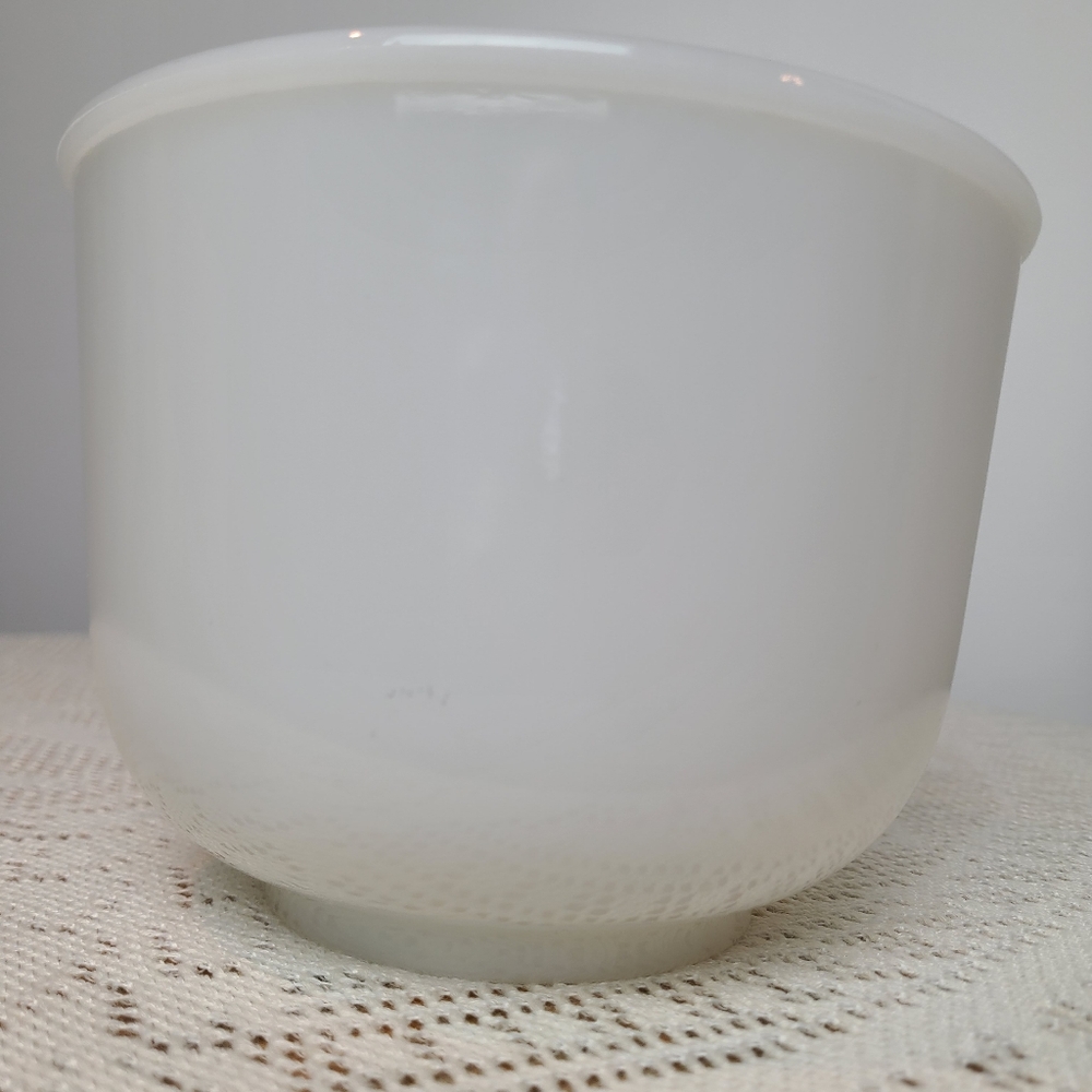 Vintage Glasbake Made for Sunbeam Mixer White Milk Glass Mixing Bowl # 20CJ USA - Picture 9 of 12